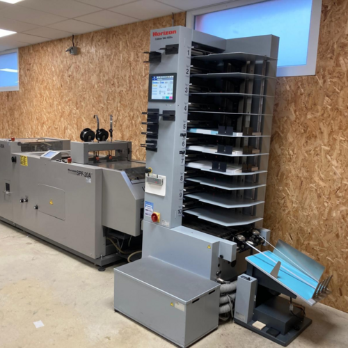 HORIZON Assembleuse / Piqueuse VAC1000