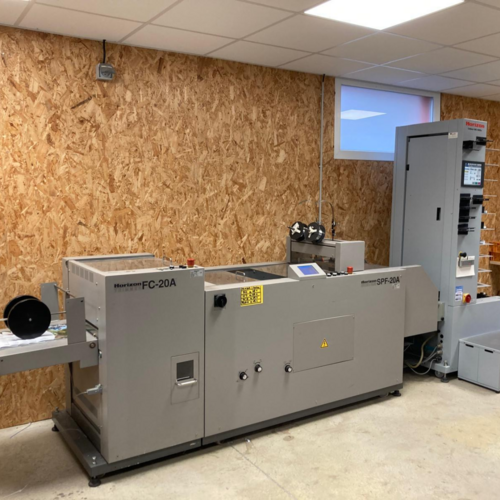 HORIZON Assembleuse / Piqueuse VAC1000